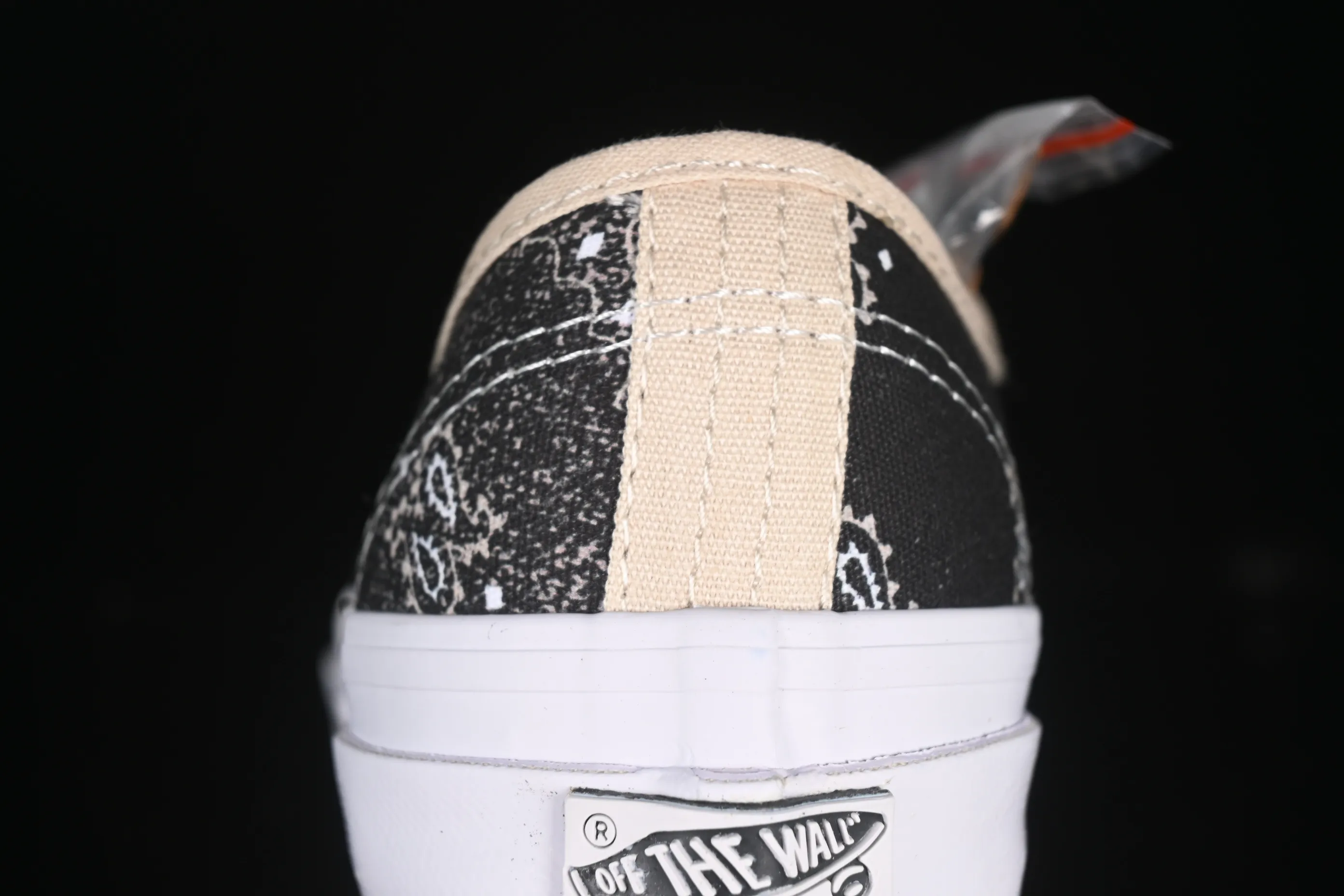 All categories Vans Vans series Vans Low Vans low top Vans Authentic 44 Vans slip-on slip-on skate shoes VN000D5KESB
